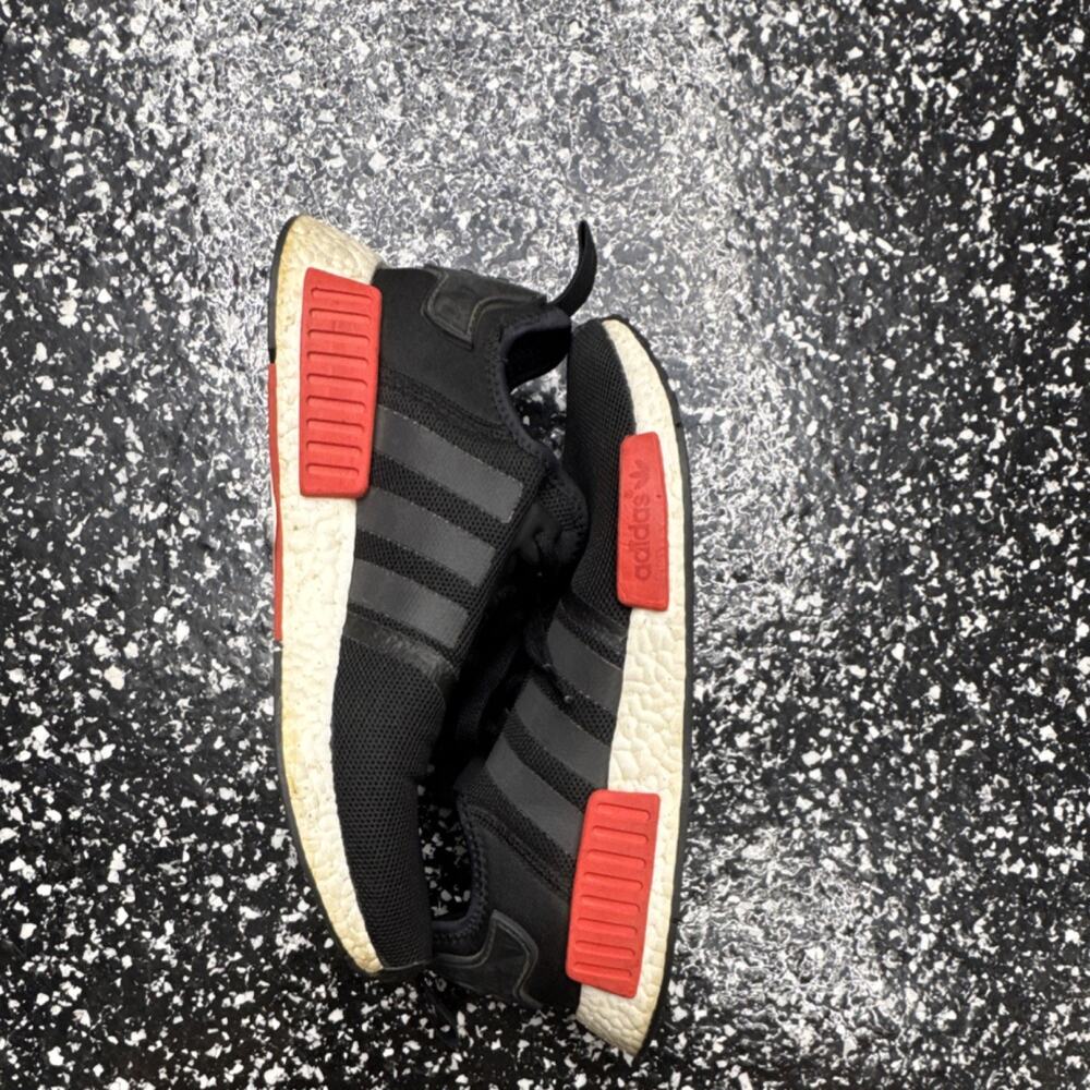 Black NMD R1 10